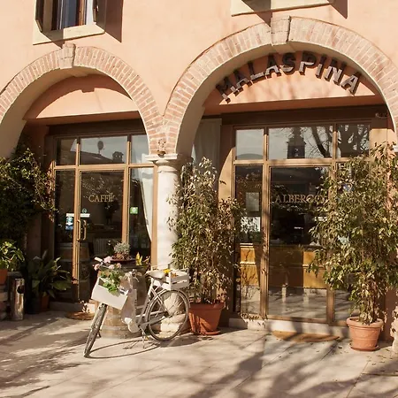 Boutique Corte Malaspina Otel 2*
