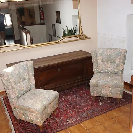 Boutique Corte Malaspina 2*